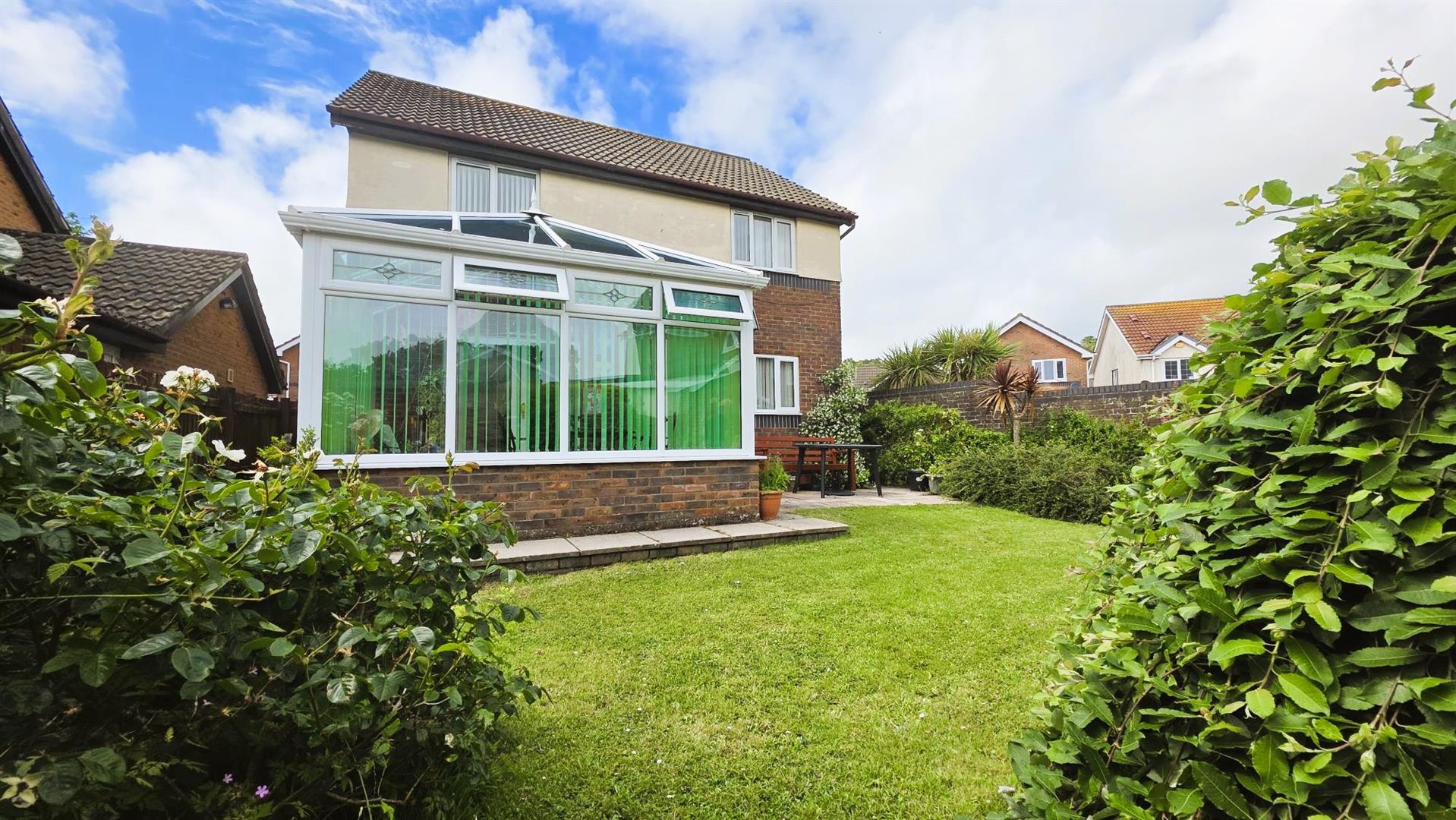 Maes Y Capel, Pembrey, Burry Port, SA16 0EG